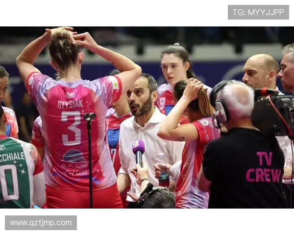 意甲联赛女排小品:赛场风云与球员心路的幽默演绎 意甲联赛女排小品:赛场风云与球员心路的幽默演绎