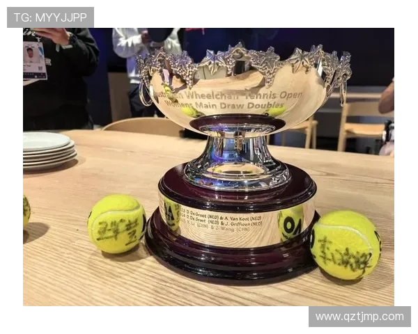 网球大满贯冠军争夺战激烈各路高手亮相赛场争锋夺冠荣耀