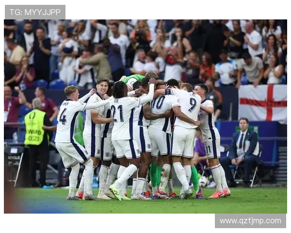 博尔顿俱乐部发展历程与英格兰足球历史的深度融合分析 博尔顿俱乐部发展历程与英格兰足球历史的深度融合分析